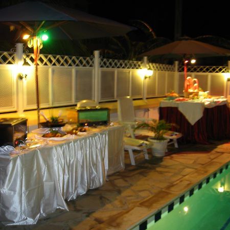 Rayan Tourist Villa Flic en Flac Bagian luar foto
